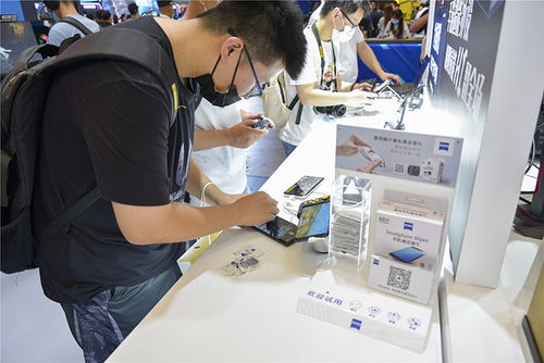 itheat熱點(diǎn)科技展臺(tái)現(xiàn)場(chǎng)火爆 精彩產(chǎn)品應(yīng)接不暇